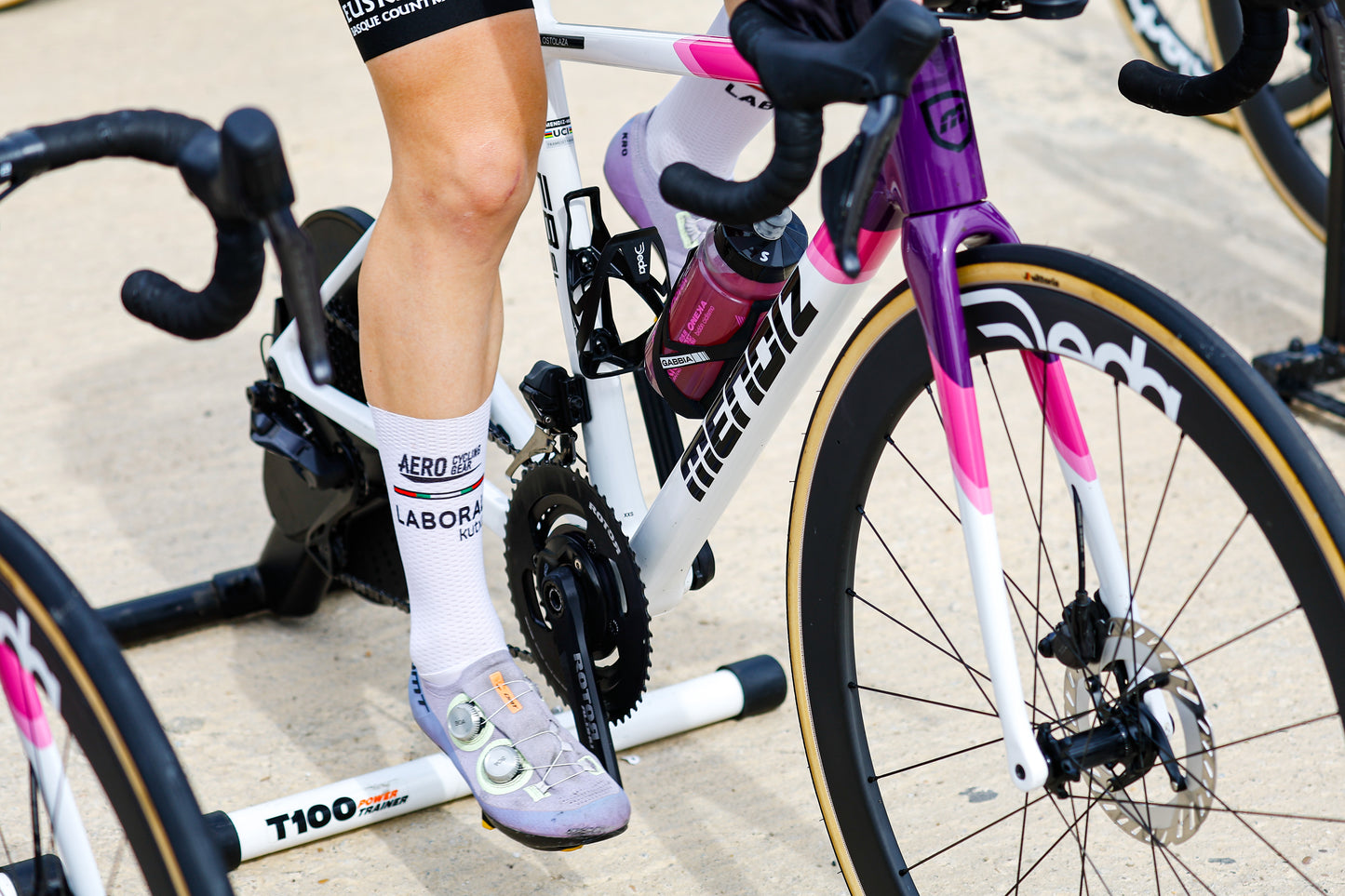 Aero Socks White V4 Women